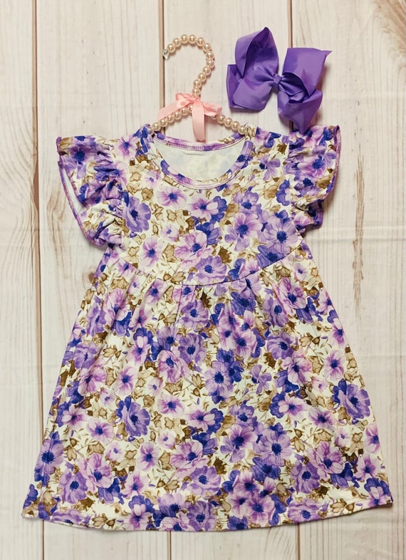 Purple dress deals with daisies