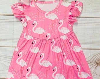 Manches flottantes flamant rose fantaisie en soie lait, robe imprimée oiseau flamant rose pour toute petite fille, tenues d'été pour filles, robe oiseau rose préscolaire, cadeau