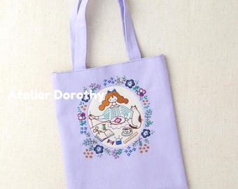 Hiroko Ishii Embroidery Tote Kit: LECIEN COSMO Flower Design