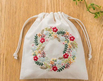 Japanese DIY KIT - Cosmo Embroidery Handicraft kit : Small Flower Wreath, Drawstring pouch