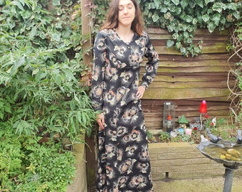 Vintage 1970s maxi dress black floral