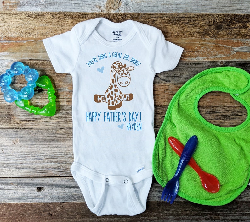 You/'re doing a great job daddy best dad onesie Personalized Father/'s Day Onesie Happy Father/'s Day Personalized Giraffe onesie