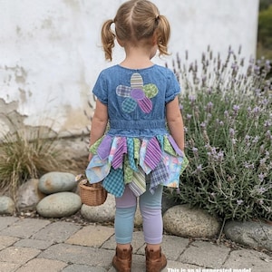 Vestido vaquero reciclado con falda de retazos, conjunto de primavera, regalo de segundo cumpleaños para nieta.