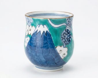 Japanese Tea Cup, Medetaya Green Porcelain Yunomi, Made in Japan