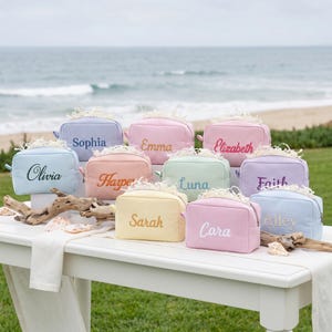 Personalized Seersucker Makeup Bag, Custom Name Cosmetic Pouch, Beach Travel Toiletry Bag, Monogram Makeup Bag, Gift for Women Bridesmaid