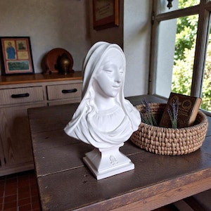 Buste de la Sainte Vierge Marie