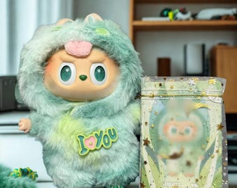 Energía auténtica y serenidad: gemas verdes hechas a mano, estuche para tarjetas y bebida/juguete artístico