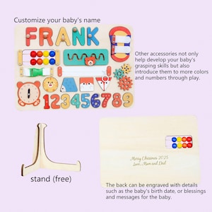 K&ouml;nnte beinhalten: Holz-Lernspielzeug mit dem Namen "FRANK" in bunten Buchstaben, Zahlen, Formen und interaktiven Elementen. Der Text "Customize your baby's name" steht oben. Die R&uuml;ckseite kann graviert werden. Inklusive Holzst&auml;nder.