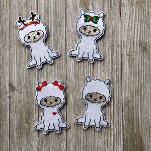 Sparkly Christmas Llama Finger Puppets