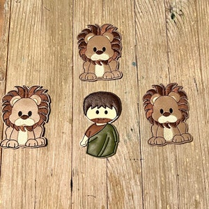 Daniel and the lions den finger puppets