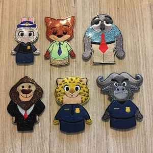 Zoo friends inspired sparkly finger puppets