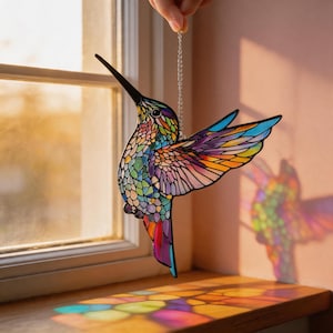 Attrape-soleil en vitrail colibri, tenture colorée, attrape-soleil arc-en-ciel, cadeau pour maman, déco amateur d'oiseaux, oeuvre d'art pour fenêtre de maison