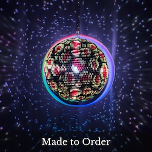 Disco Leopard | Handgefertigte Discokugel Kunst | Auf Bestellung