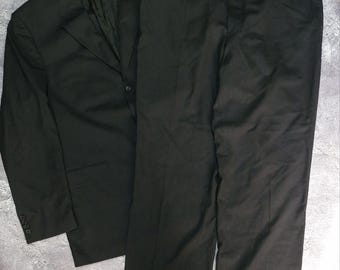 Hugo Boss pak | Italiaanse stof van Ermenegildo Zegna | Maat 58 IT/EU | Luxe tweedelig zwart herenpak | Maatwerk van pure wol