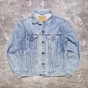 Seltene Vintage-Levi's-Jeansjacke im Used-Look | Authentische Truckerjacke in heller Waschung | Abgetragener Grunge-Denim | Streetwear-Archiv der 90er