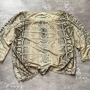 Top vintage Roberto Cavalli con stampa serpente | Autentica blusa di design italiano | Camicia a maniche a 3/4 con stampa animalier anni 2000 | Top di lusso | Taglia M