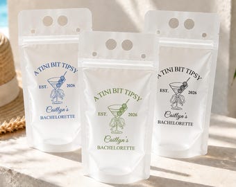 Tini Bit Tipsy Bachelorette Getränkebeutel, personalisierte Erwachsene Capri Sun mit Strohhalm, Martini Pool Party Getränkebeutel, Brautdusche Gefälligkeiten
