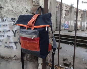 Mochila de lona encerada con parte superior enrollable