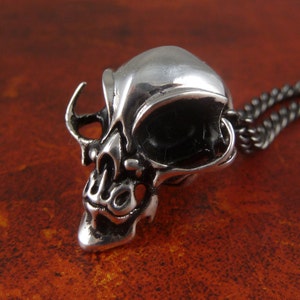 Alien Skull Necklace Antique Silver Alien Pendant Alien Jewelry image 4