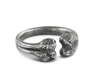 Anello per osso femorale - Anello per osso femorale in argento antico
