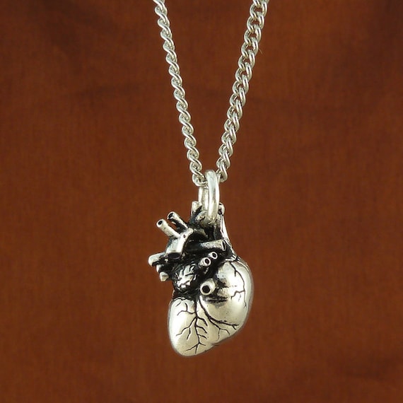 Gothic heart sale necklace