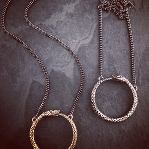 Collier Ouroboros - Pendentif Ouroboros antique en argent - Collier serpent