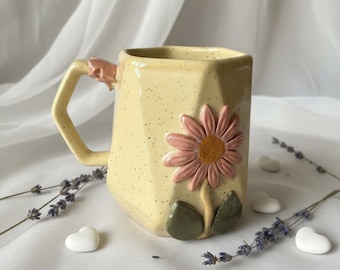 Tasse à café marguerite faite main en céramique - Tasse à thé en grès floral Cottagecore