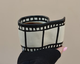 Taza de cerámica hecha a mano con forma de carrete de película de cine, taza de café de cerámica 3D