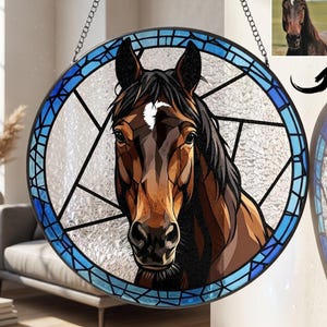 カスタム馬肖像ステンドグラスサンキャッチャー、パーソナライズされたペット写真窓掛け、ペットを亡くした方への慰めの贈り物、馬好きへの贈り物