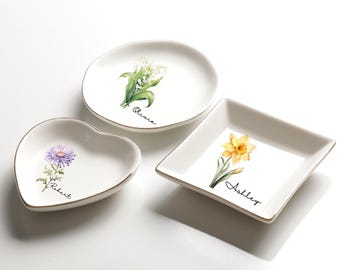 Personalized Birth Flower Trinket Dish, Custom Watercolor Ring Dish, Bridesmaid Gift, Christmas Gift, Birthday Jewelry Dish