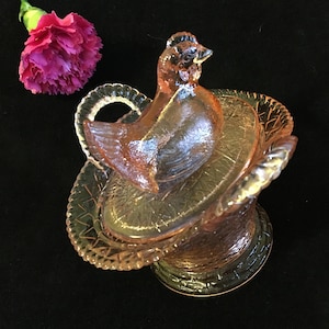 Westmoreland Nesting Hen Pink Glass Dish Vintage Lidded Chicken Sitting in Basket Bowl Farmhouse Country Kitchen Home Decor Candy Sugar Bowl
