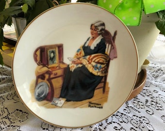 Norman Rockwell Collector's Plate "Memories" Vintage Authentic 1984 Art Dish by The Norman Rockwell Museum Mother's Day Grandmother Gift