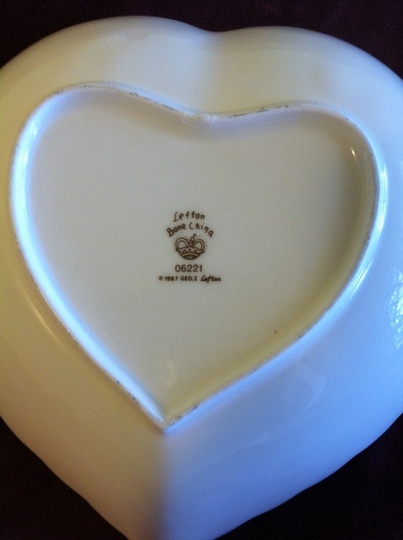 Lefton To Grandma With Love Bone China Heart Trin… - image 5