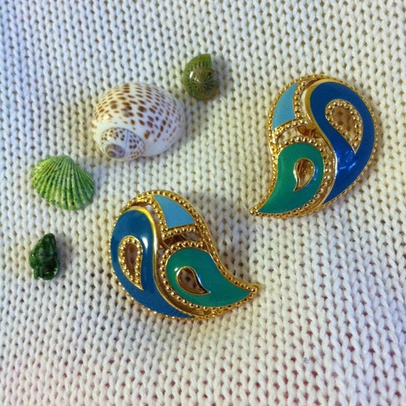 Blue Paisley Earrings Vintage Avon Aqua and Blue Abstract Paisley Shaped Clip On Earrings 1990's Gold and Blue Paisley Jewelry Gift for Her