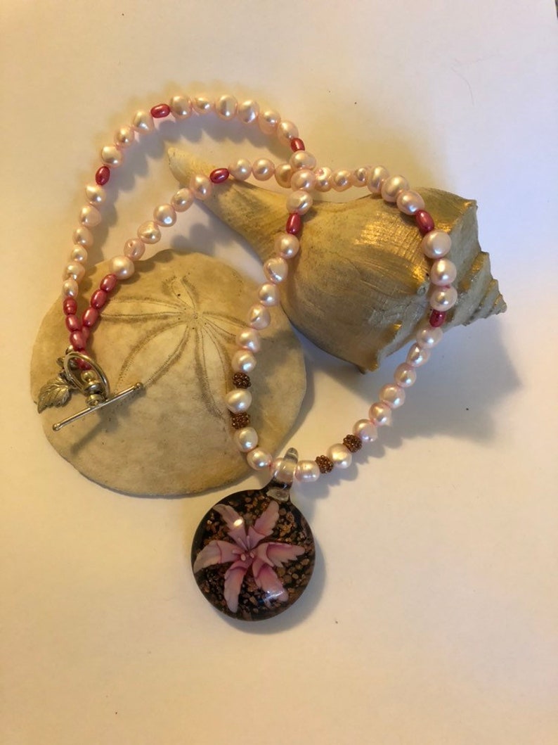 Sea Star Pink Flower Glass Pendant Necklace With Freshwater image 3
