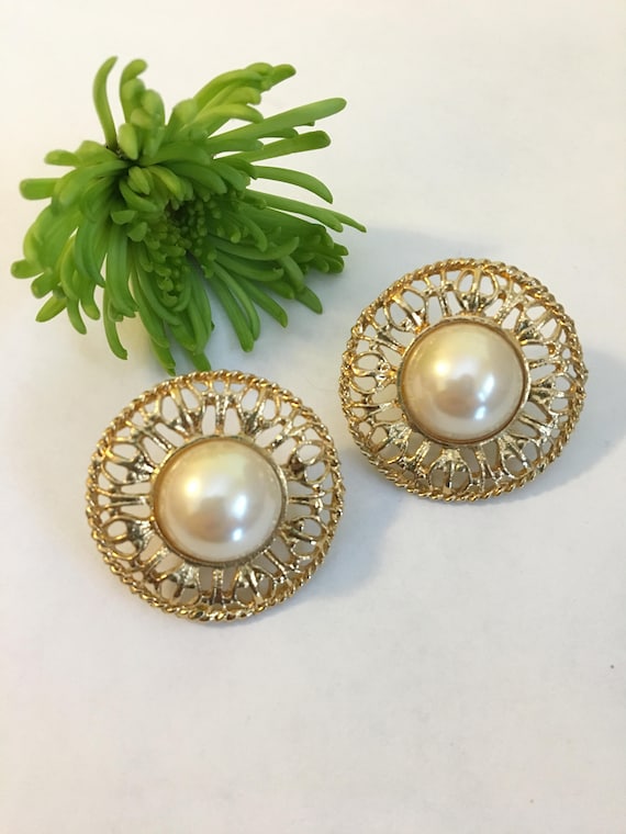 Avon Simply Classic Earrings Vintage 1980s Gold Ro