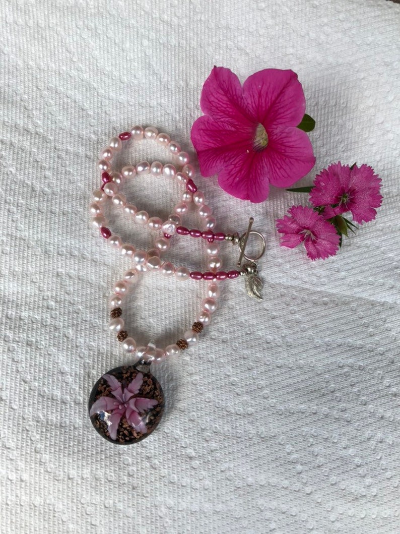 Sea Star Pink Flower Glass Pendant Necklace With Freshwater image 1
