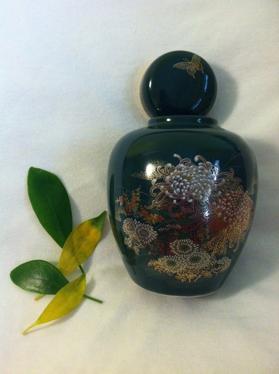 Green Floral Ginger Jar Toyo Jade Kiku Vintage Ginger Jar With Floral