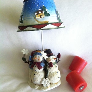 Snowman Candle Votive Lamp Vintage Resin 4 Snowmen Lamp With Cutout Metal Lamp Shade Winter Scene Christmas Tea Light Decoration Accent Lamp