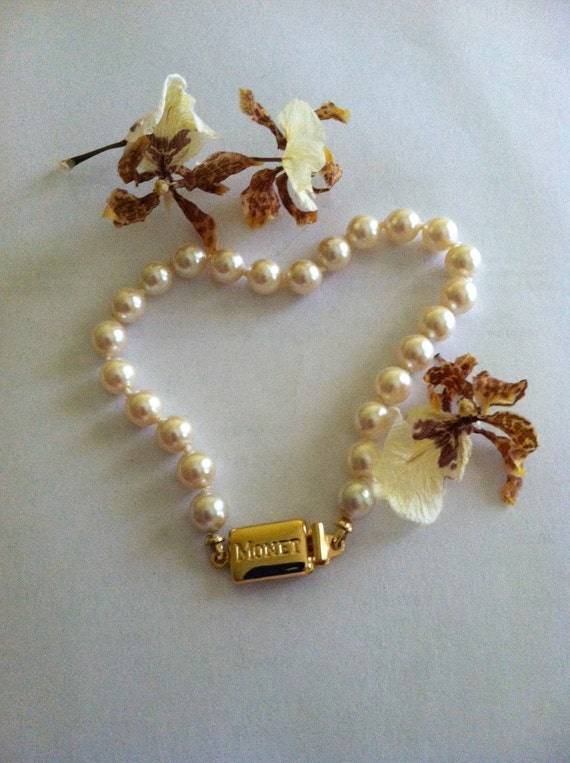 Pearl Bracelet, White Bracelet, Vintage Ivory Pea… - image 1