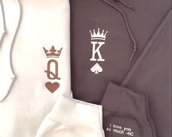 Personalized partner hoodies/sweatshirts embroidered with initials & King & Queen motif as a romantic gift for couples in sizes S-3XL