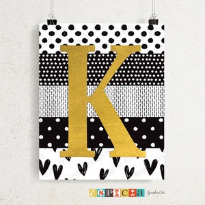 Carta K Nombre signo inicial PRINTABLE arte, 8x10 11x14 monograma cartel personalizado arte, decoración de pared de papel de aluminio de imitación, amarillo mostaza y negro imagen 5