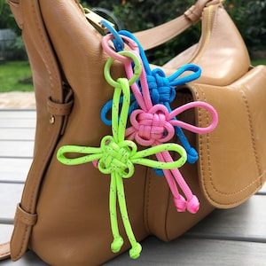 Chinese Knot Bag Charm Good Luck Braided Cord Keychain, Lucky Knot Paracord Charm, Handmade Colorful Rope Knot Purse Charms, Good Luck Gift