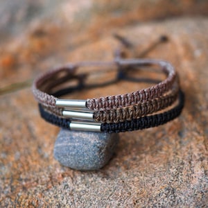 Minimalist macrame men bracelet, Waterproof boho cord bracelet, Black adjustable surfer jewelry, Men jewelry string, Friendship gift for him