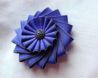 Ombre Purple Cocarde Brooch