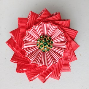 Christmas Cocarde Brooch