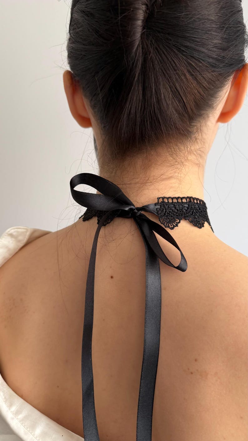 Zwarte kanten chokerketting, gotische kanten choker, romantische Victoriaanse neksieraden, statement choker voor dames afbeelding 15