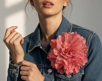Oversized bloemenbroche – pin met romantische bloemen voor bruiloftsgast, bruidsaccessoire of statementspeld fotoshoot