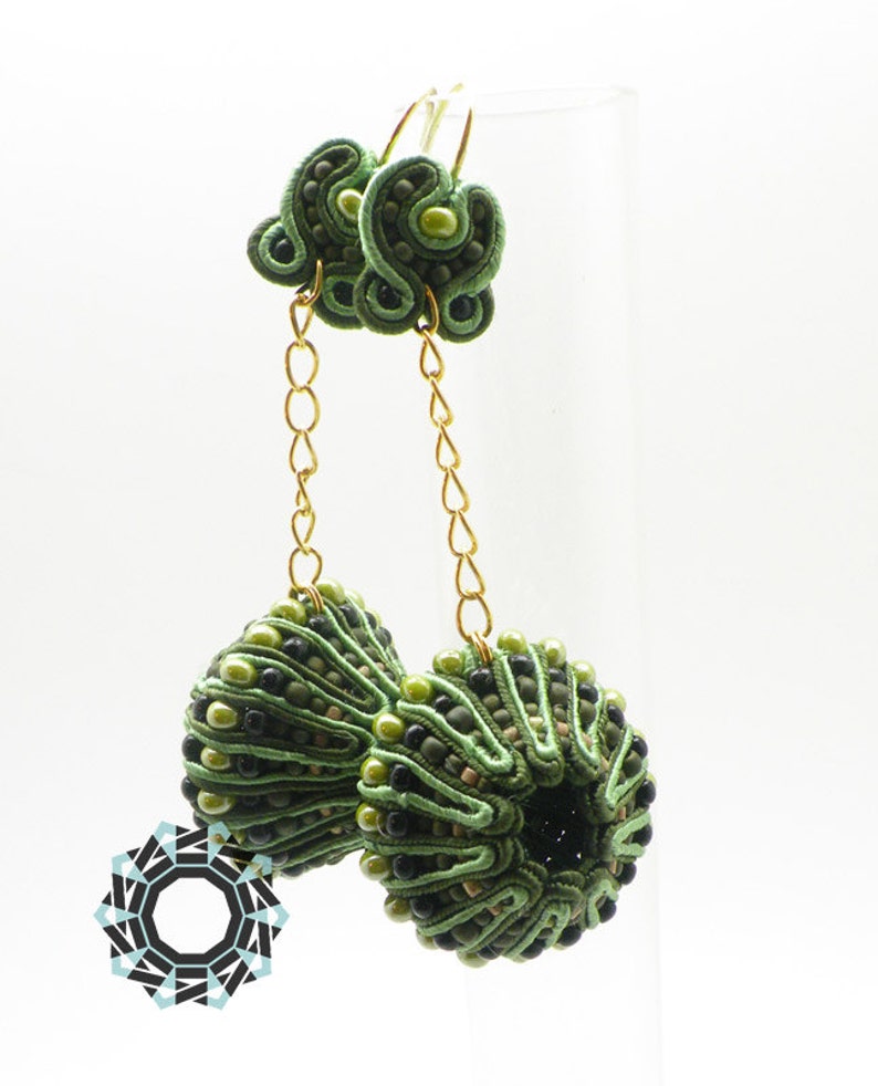 OOAK green and gold sphere soutache earrings, 3D soutache, long green earrings, textile jewelry, unique artwork, ooak earrings, ooak jewelry image 4