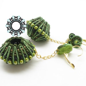 OOAK green and gold sphere soutache earrings, 3D soutache, long green earrings, textile jewelry, unique artwork, ooak earrings, ooak jewelry image 3